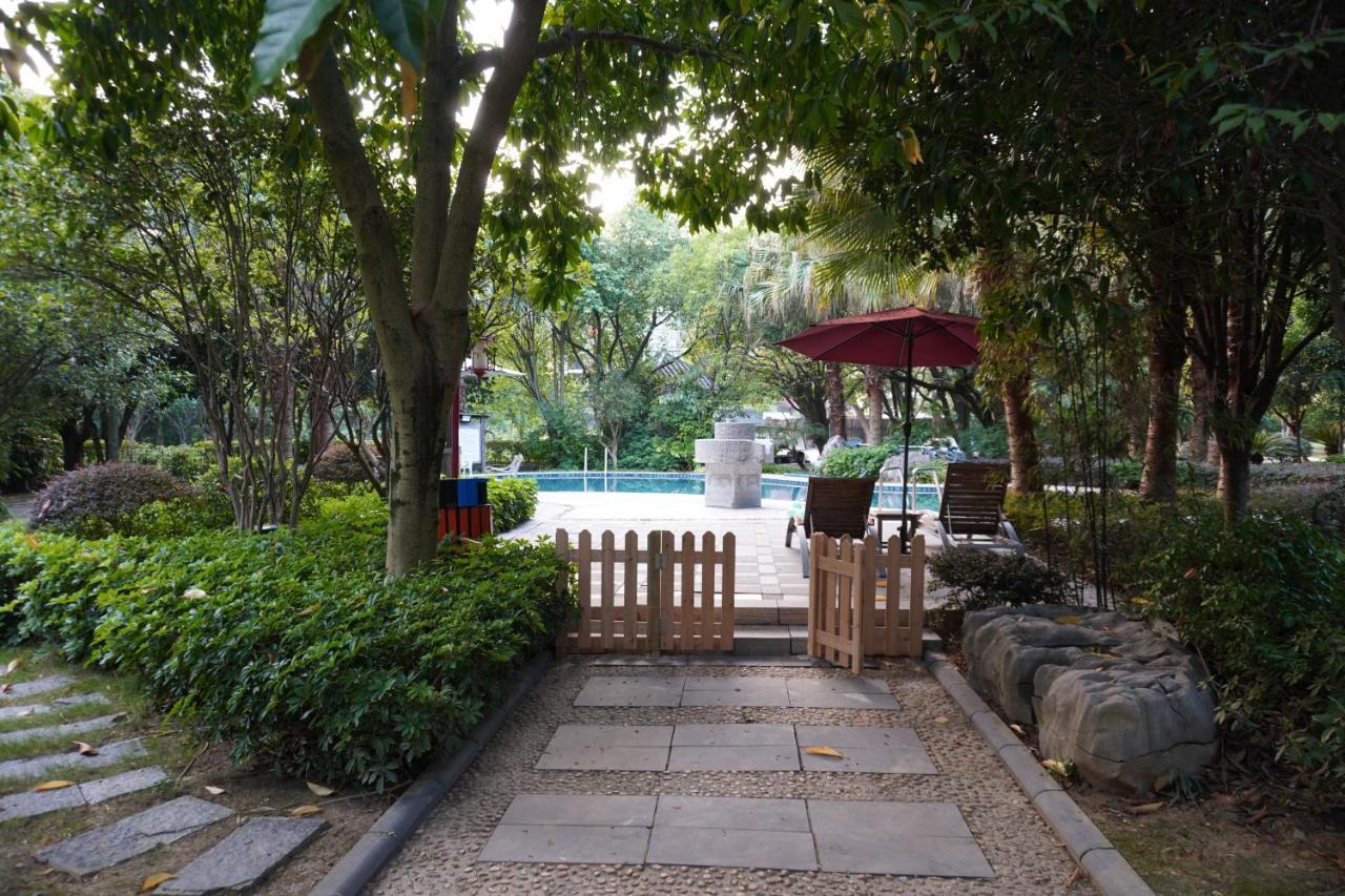 Guilin Yi Characteristic Hotel Coltd Exterior photo