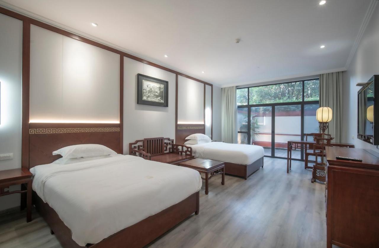 Guilin Yi Characteristic Hotel Coltd Exterior photo