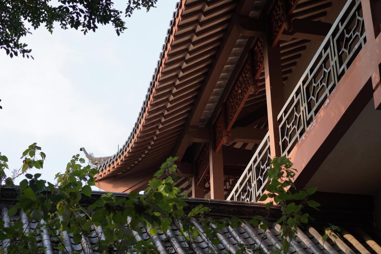 Guilin Yi Characteristic Hotel Coltd Exterior photo