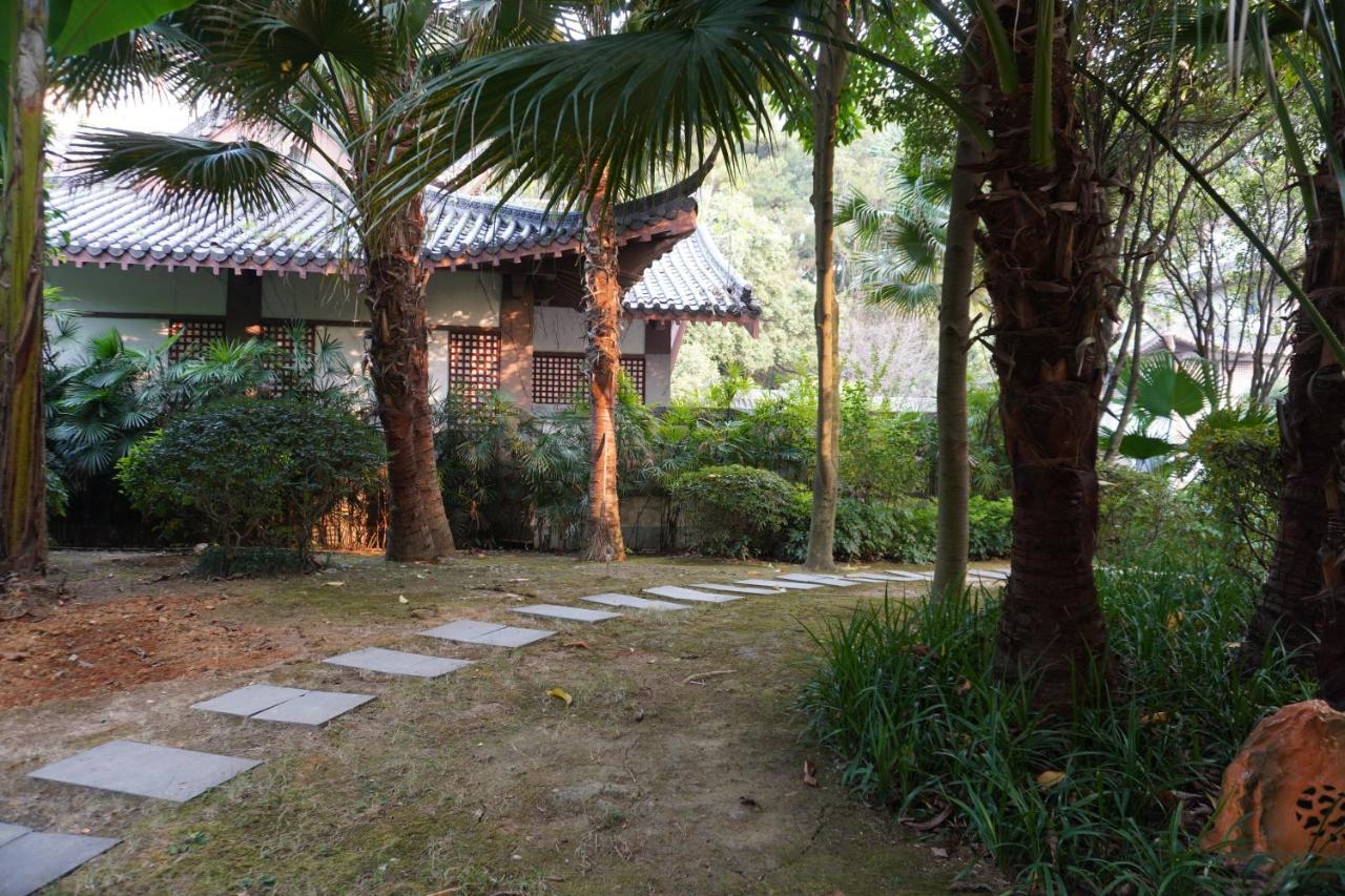 Guilin Yi Characteristic Hotel Coltd Exterior photo