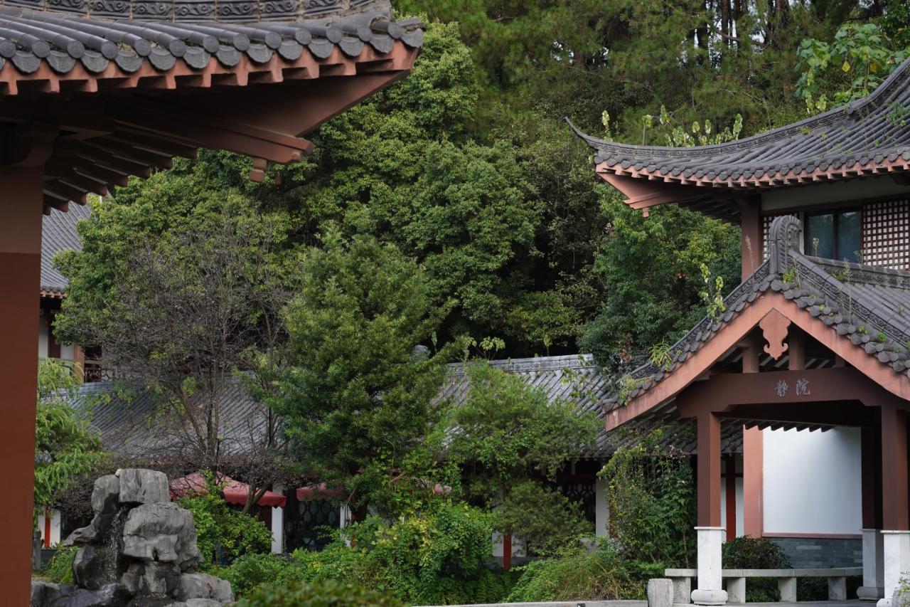 Guilin Yi Characteristic Hotel Coltd Exterior photo